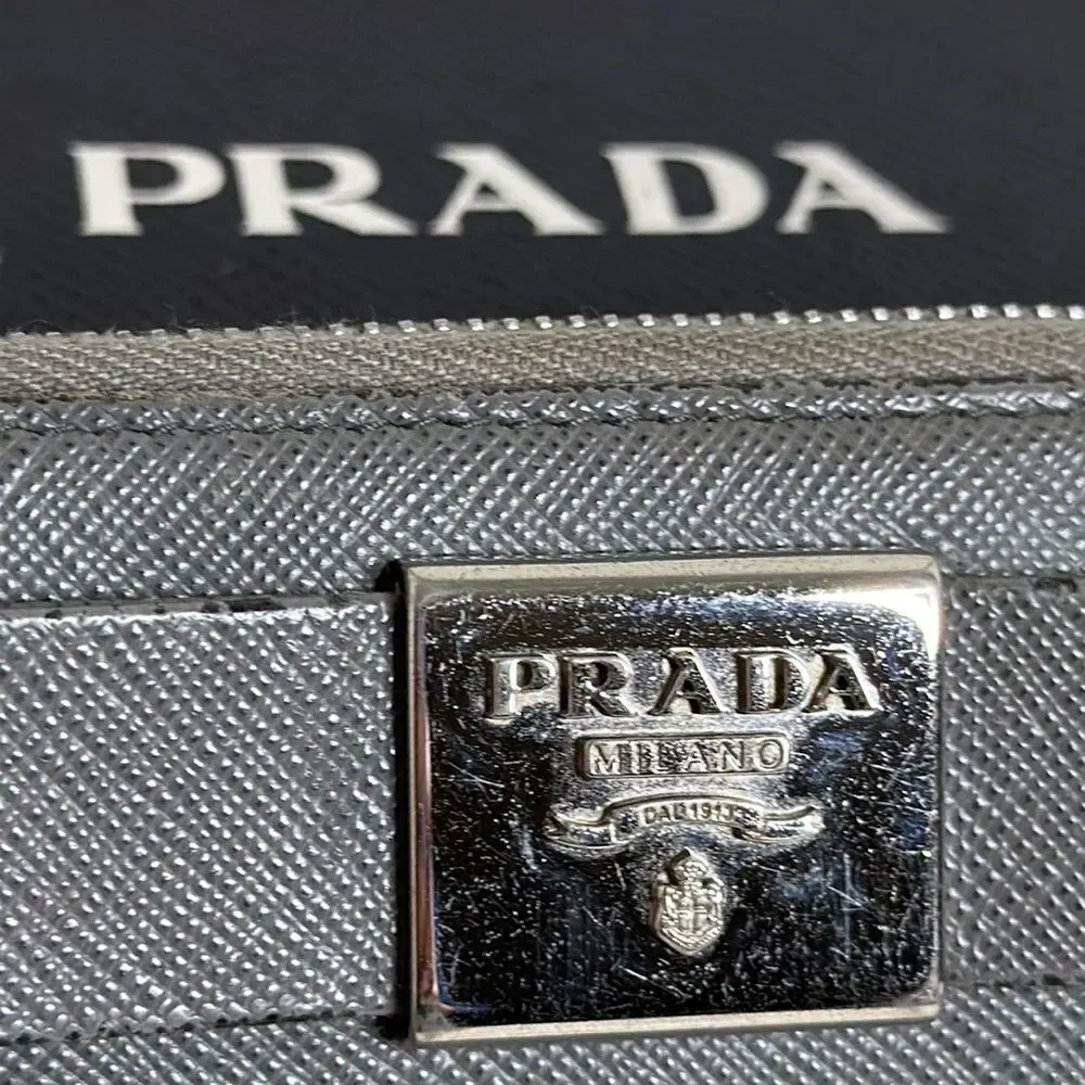 💯Authentic Prada Safiano Zipped Around Long Wallet 🍀